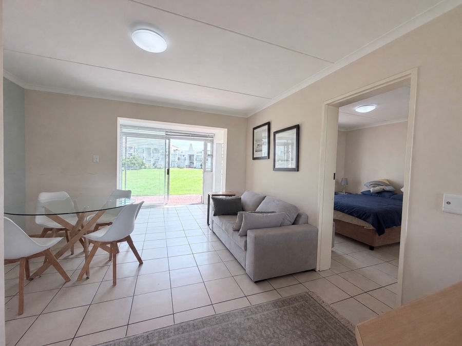 1 Bedroom Property for Sale in Bloubergstrand Western Cape